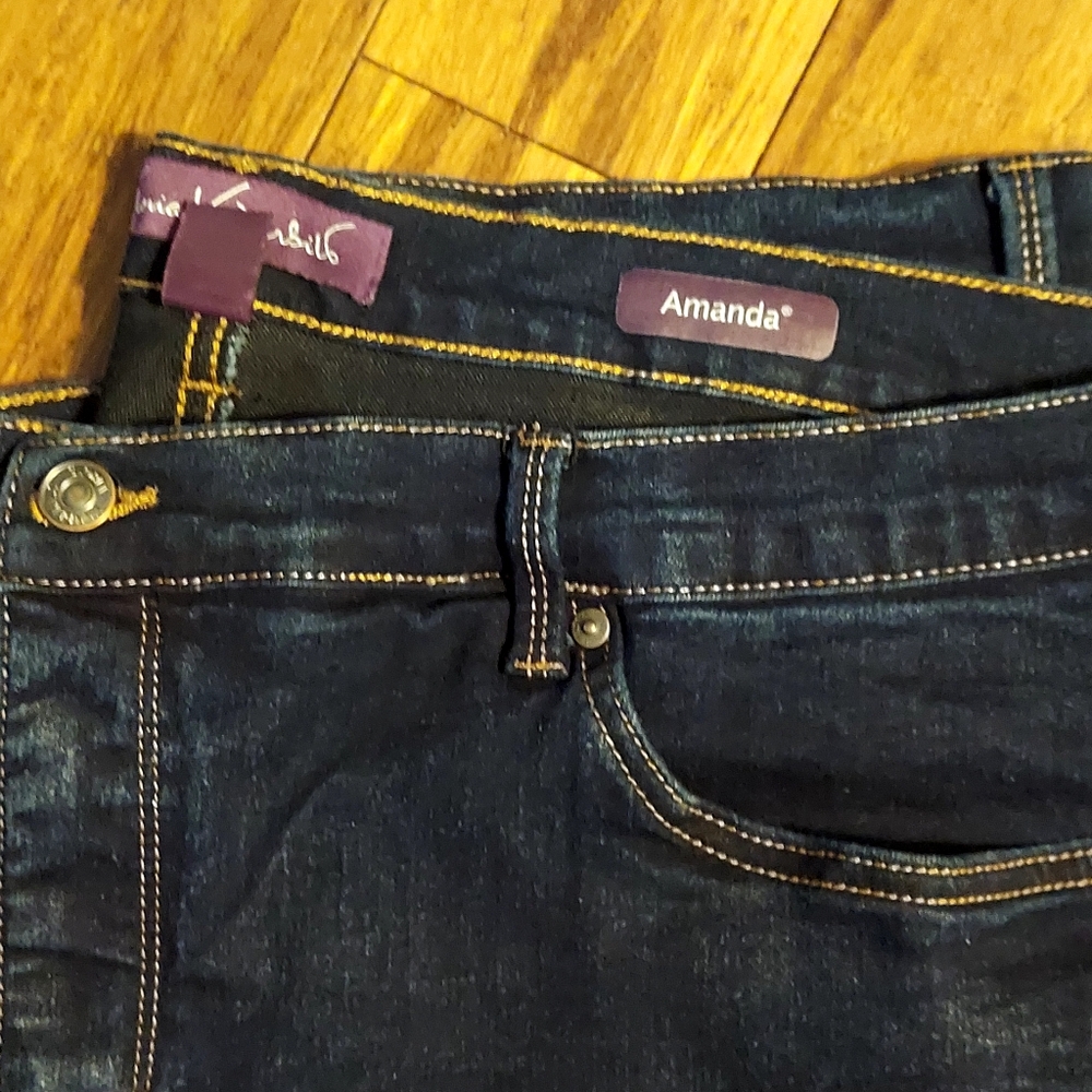 Gloria Vanderbilt Women's Jeans - Picture 3 of 6
